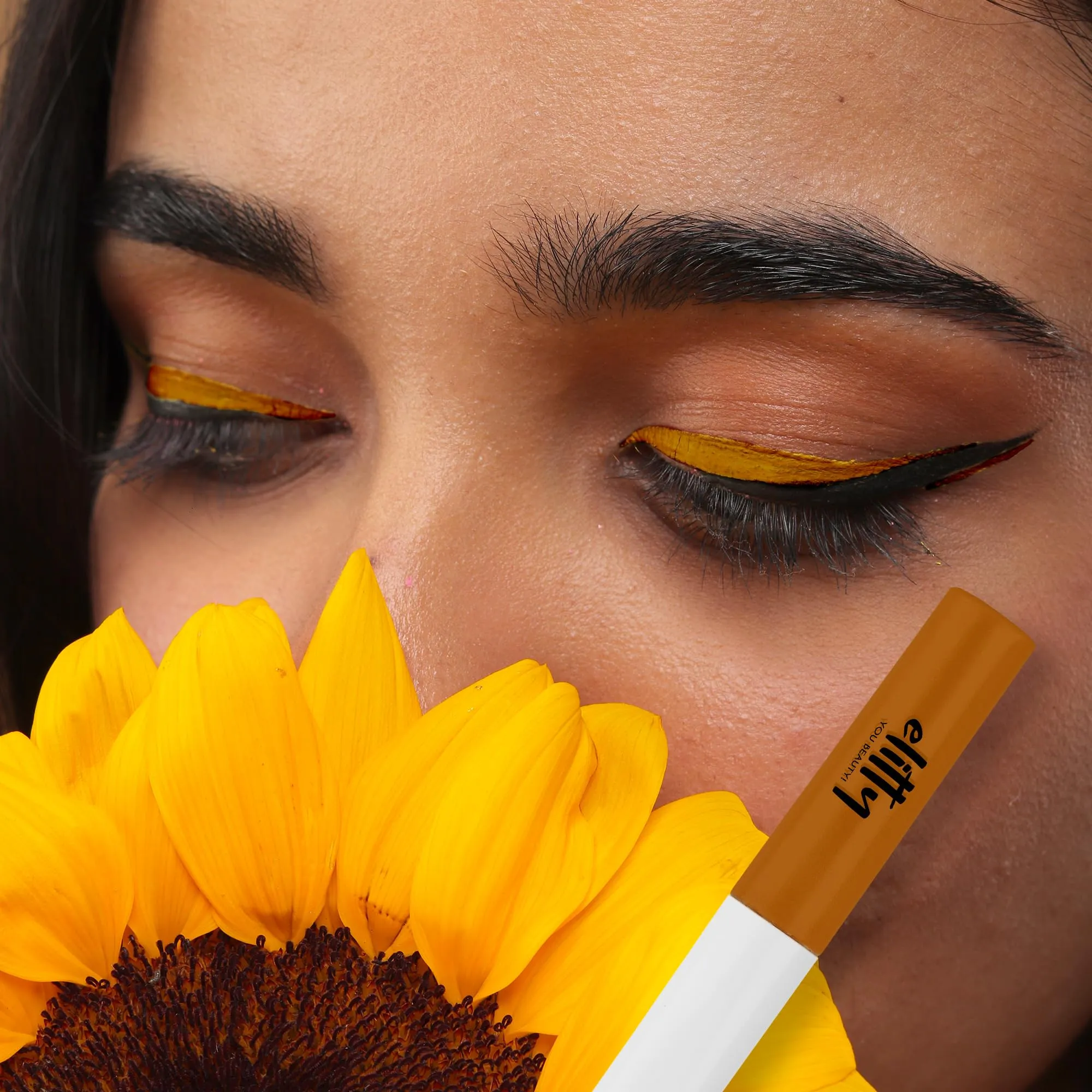 Elitty Tan Pop Colour Eyeliner, Matte Finish | Long Lasting, Water Proof, Smudge Proof | Amla and Almond oil enriched| Vegan & Cruelty Free, Easy Application, Liquid Eyeliner (Manifestation) - 4ml